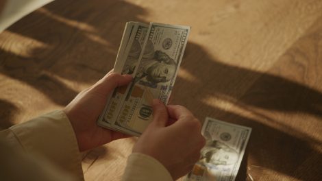 How to Avoid Debt After Losing Your Job